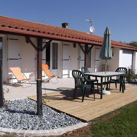 Maison La Jonchère, 4 pièces, 6 personnes - FR-1-357-89 Esterno foto